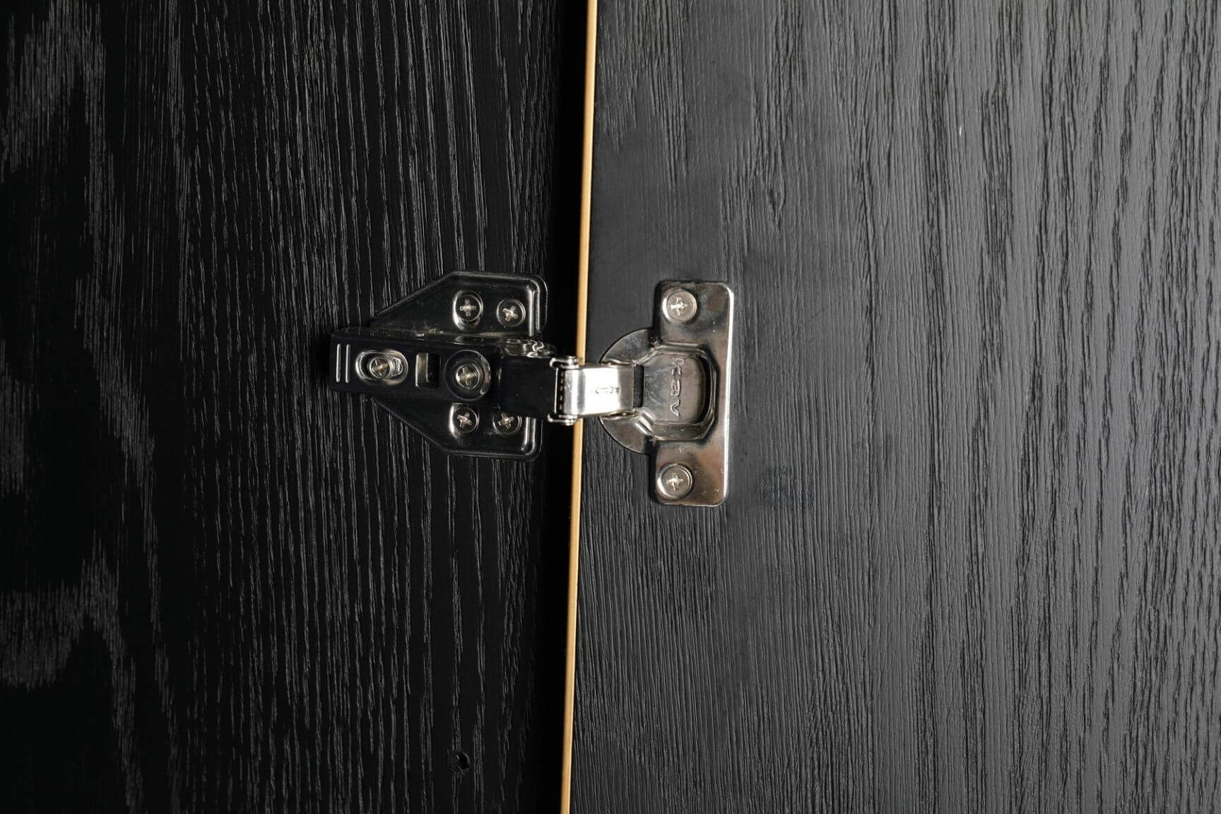Mako Bar Cabinet