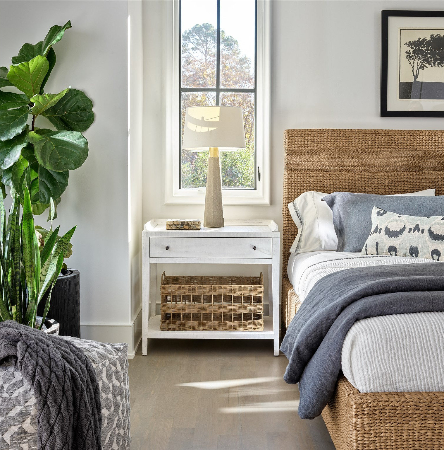 Rylie Wood Nightstand w/Drawer
