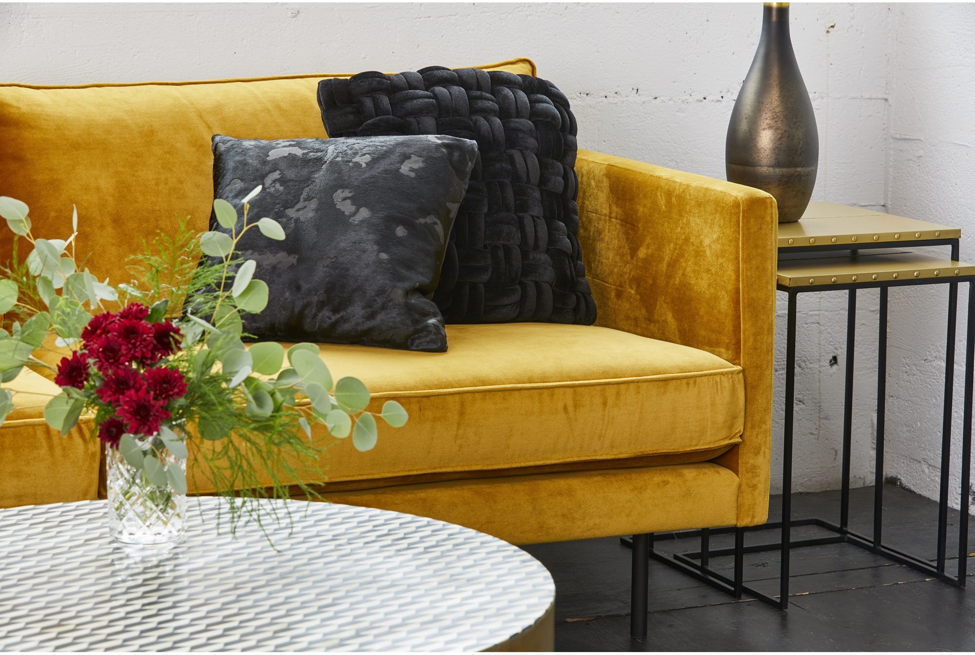 Raphael Sofa