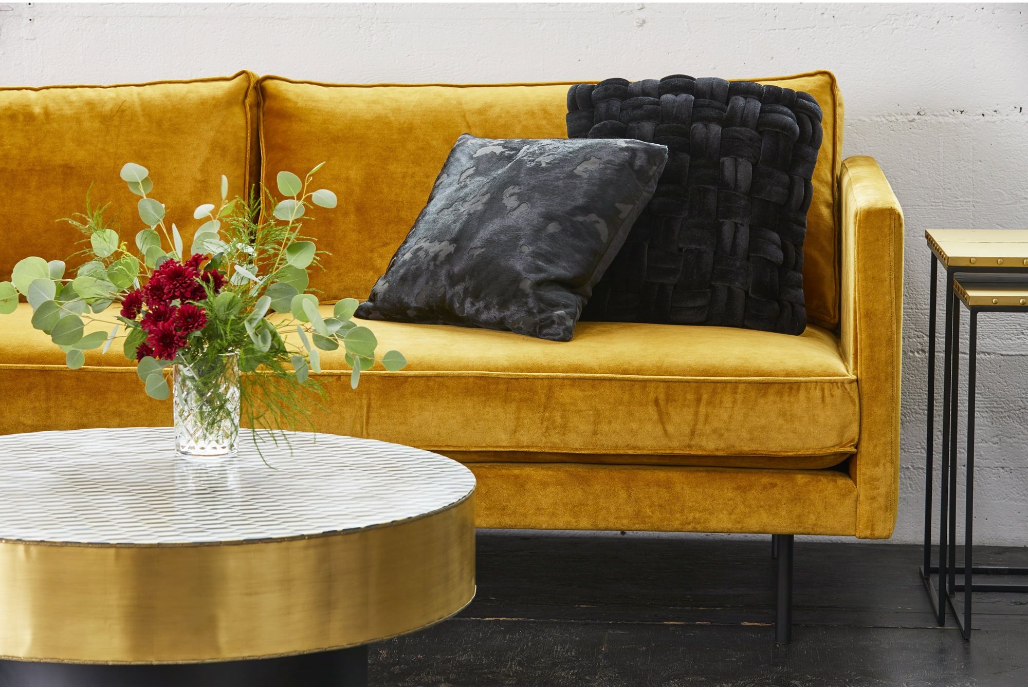 Raphael Sofa