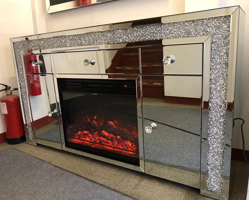 SM Mirrored TV Console w/2 Doors & 3 Drawers