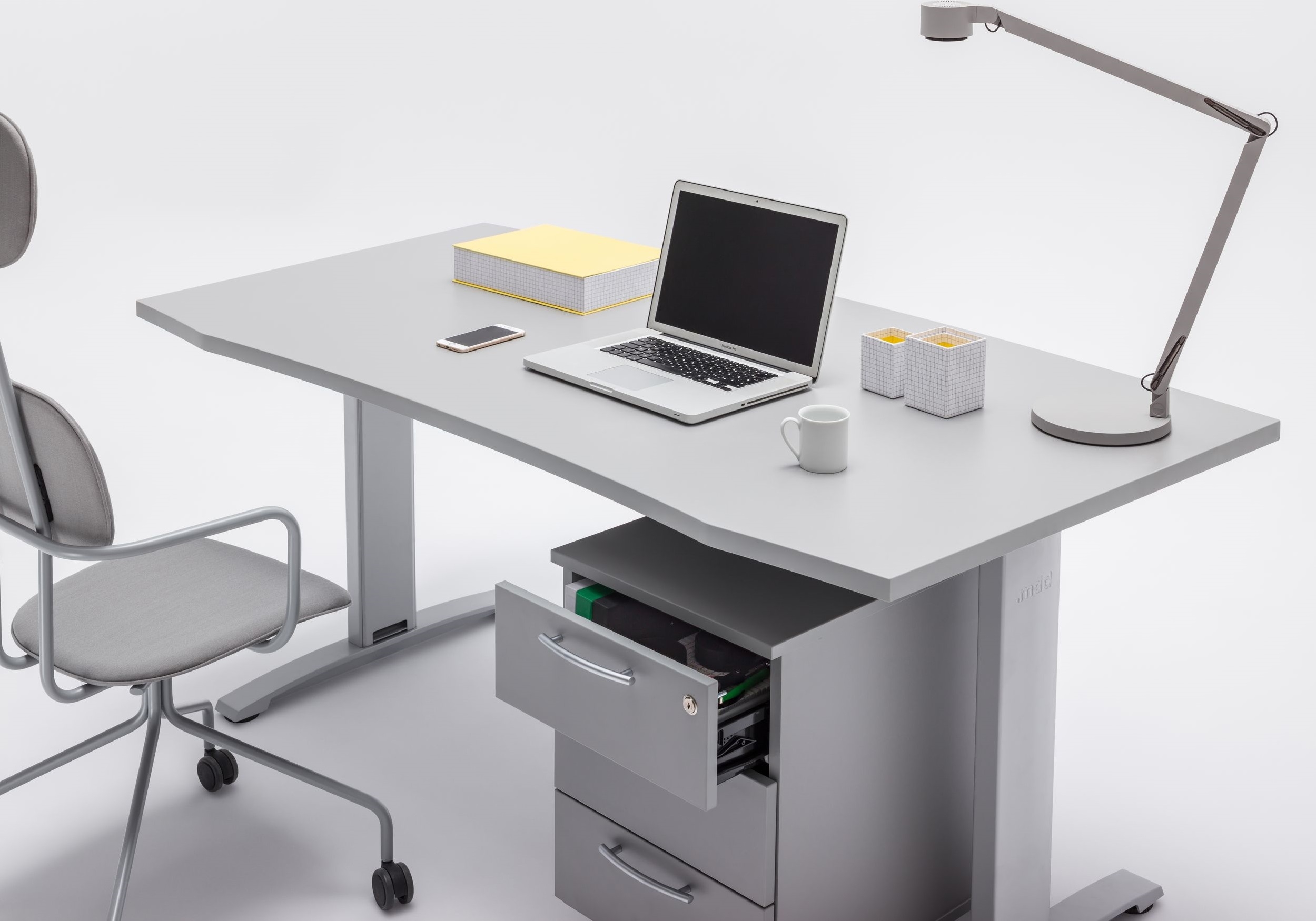 Ergonomic Master MFC Radial Office Desk