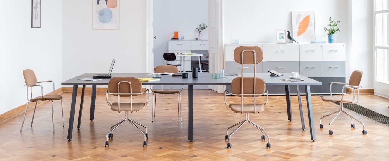 OGI_A Office 4-Person Desk Bench