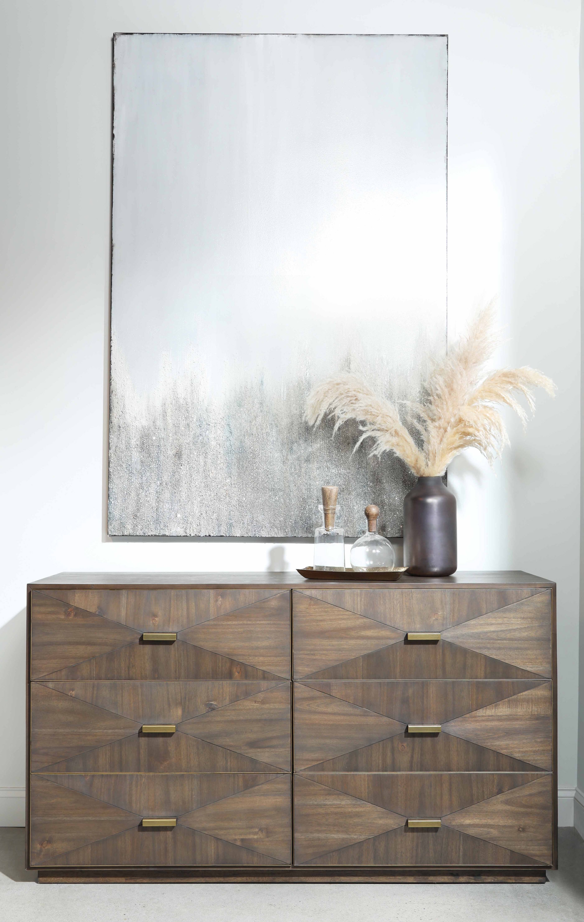 Wynn Wood Double Dresser w/6 Drawers