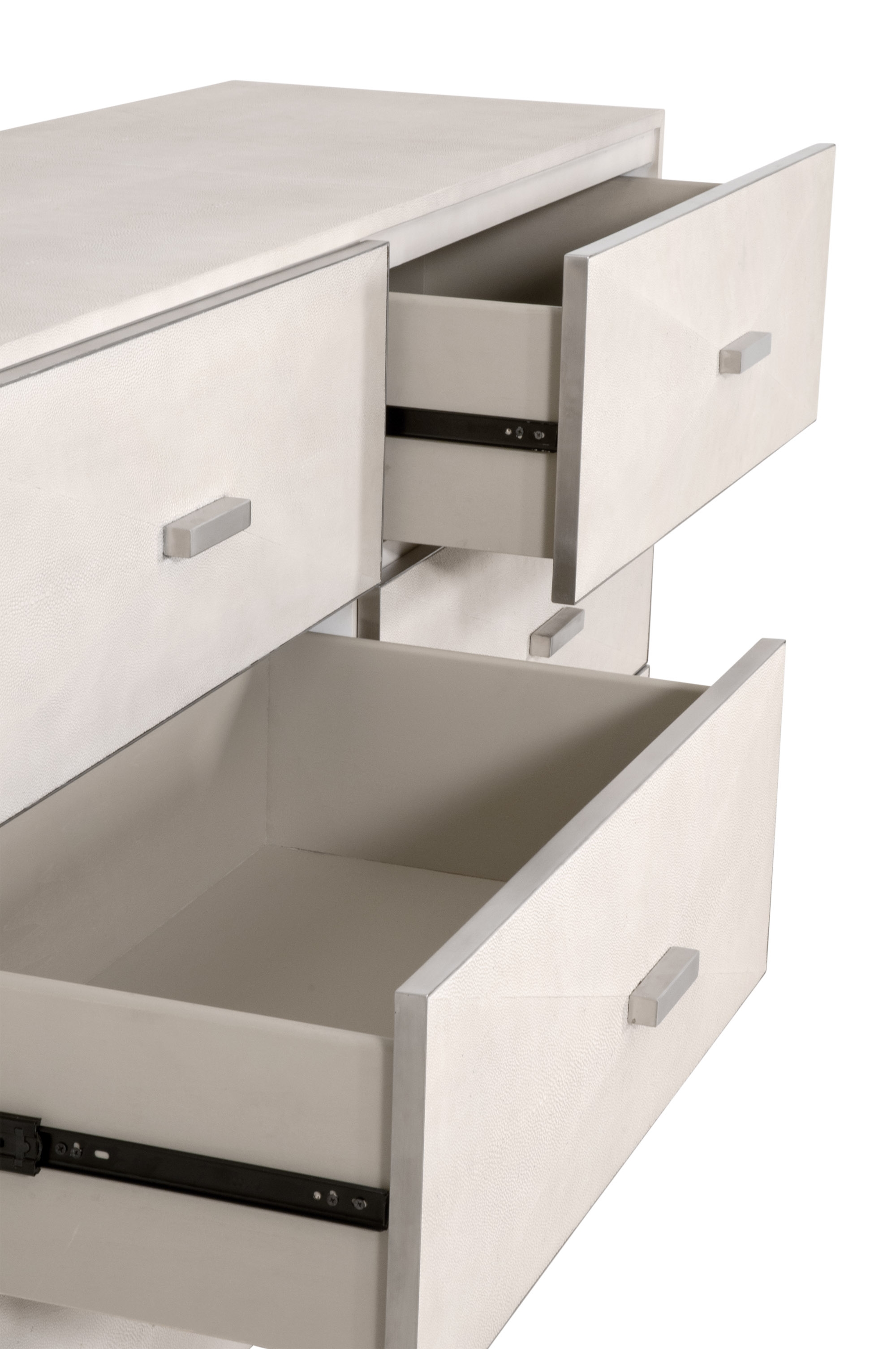 Wynn Wood Double Dresser w/6 Drawers