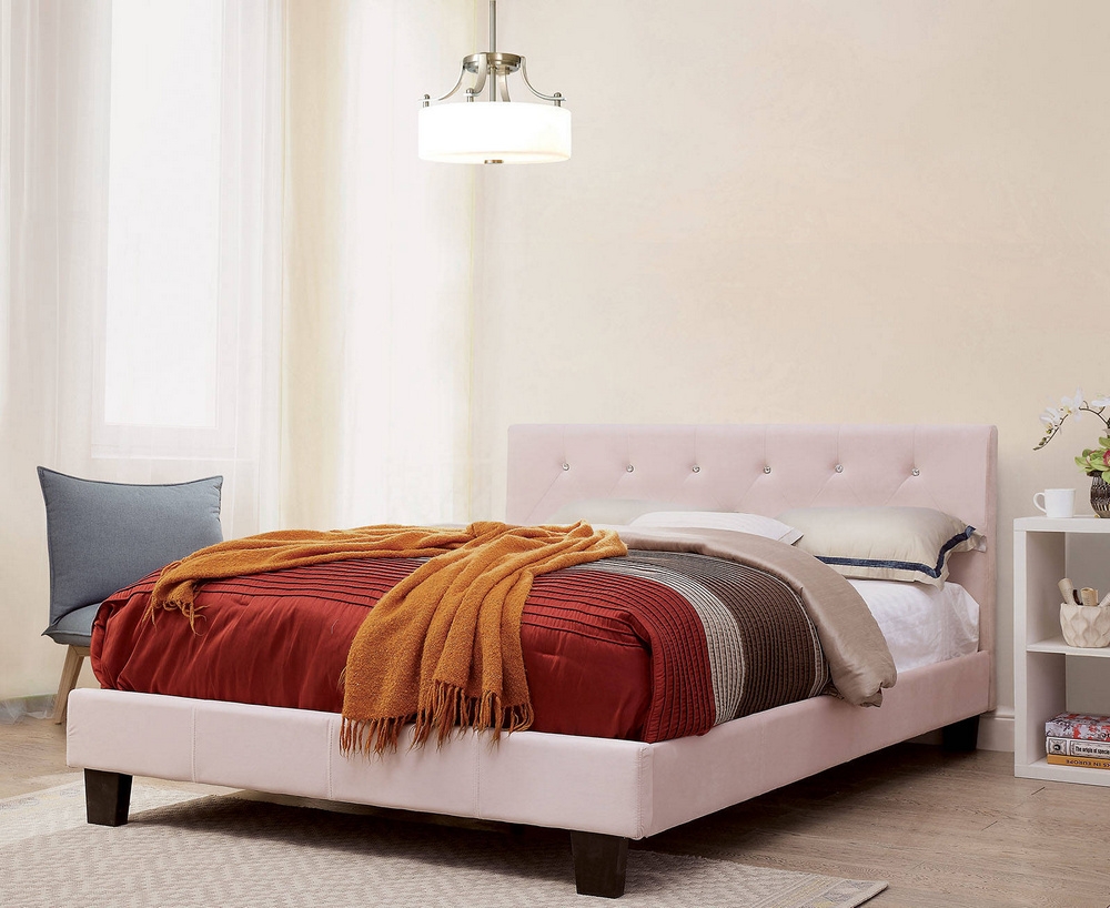Velen Fabric/Leatherette/Wood Platform Tufted Bed, Full Size