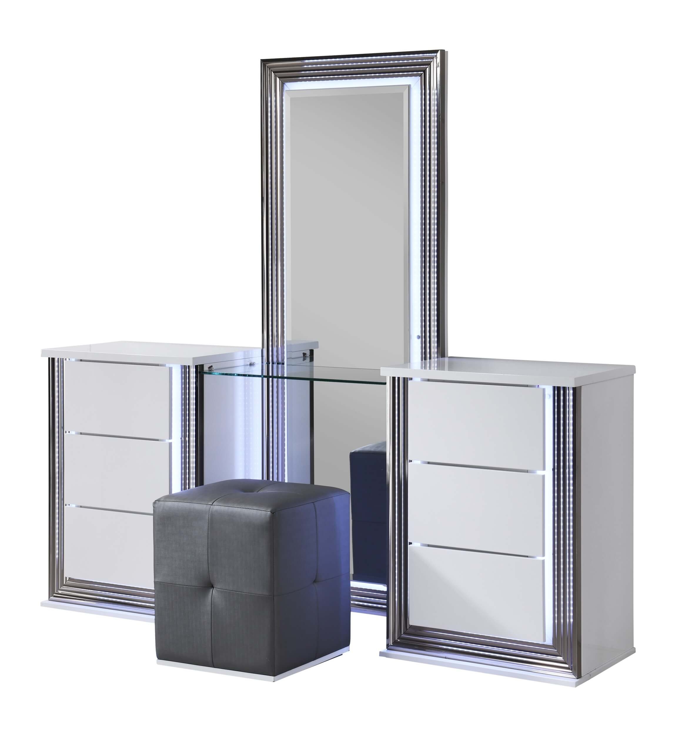 Ylime MDF/Wood Platform Bedroom Set w/LED Lighting