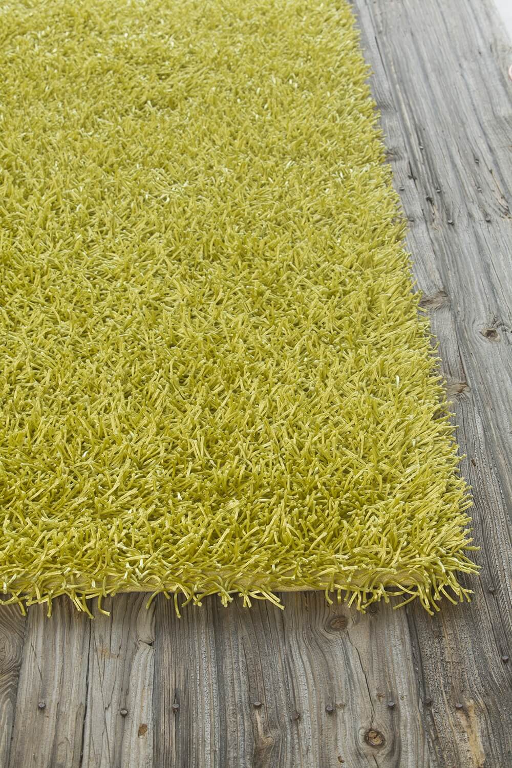 Zara Polyester Rectangular Handmade Rug, 4' x 6'