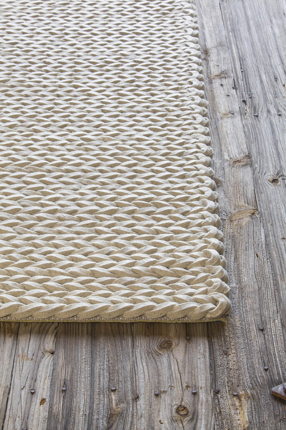 Zensar Wool Rectangular Handmade Rug, 5' x 7'6"