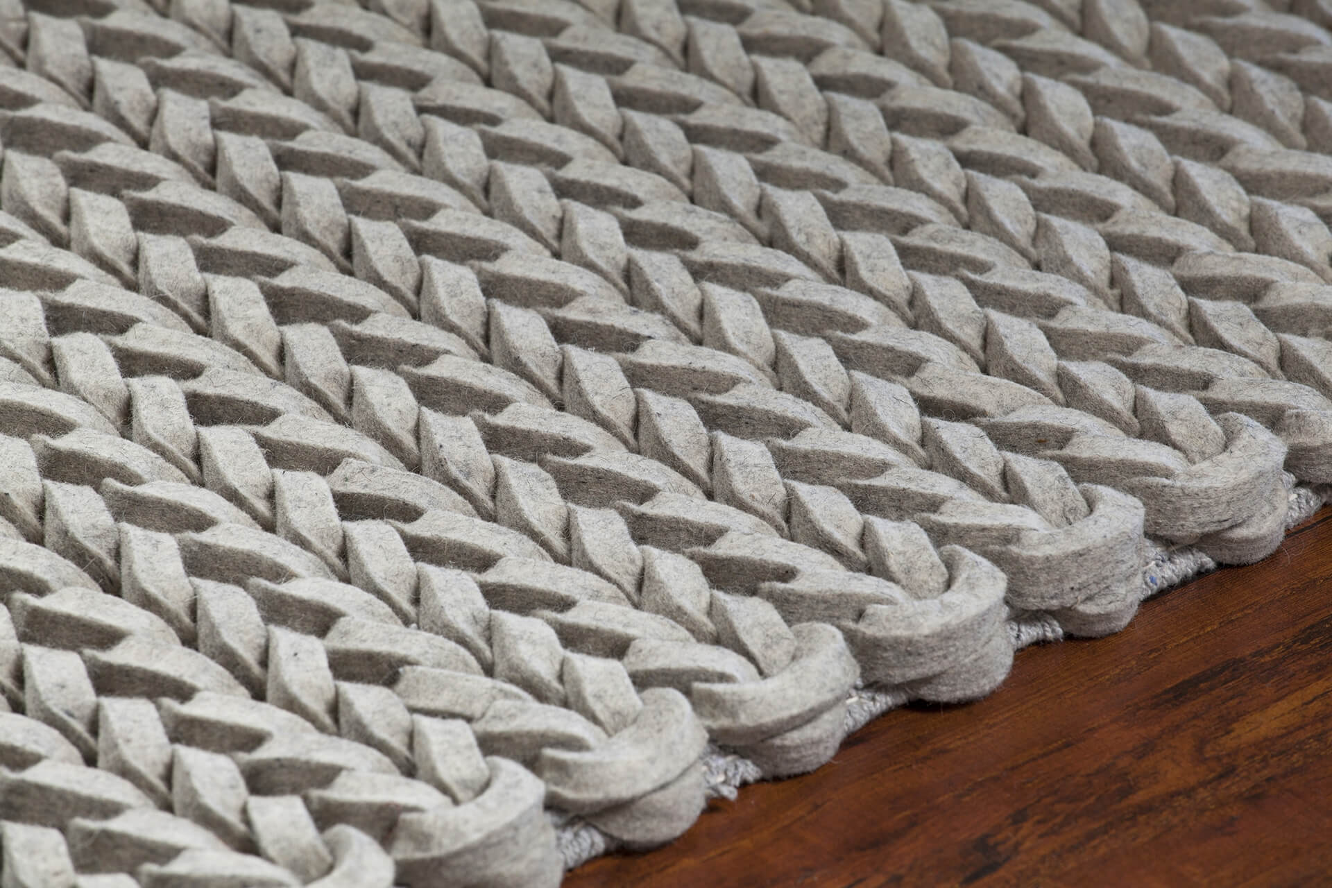 Zensar Wool Rectangular Handmade Rug