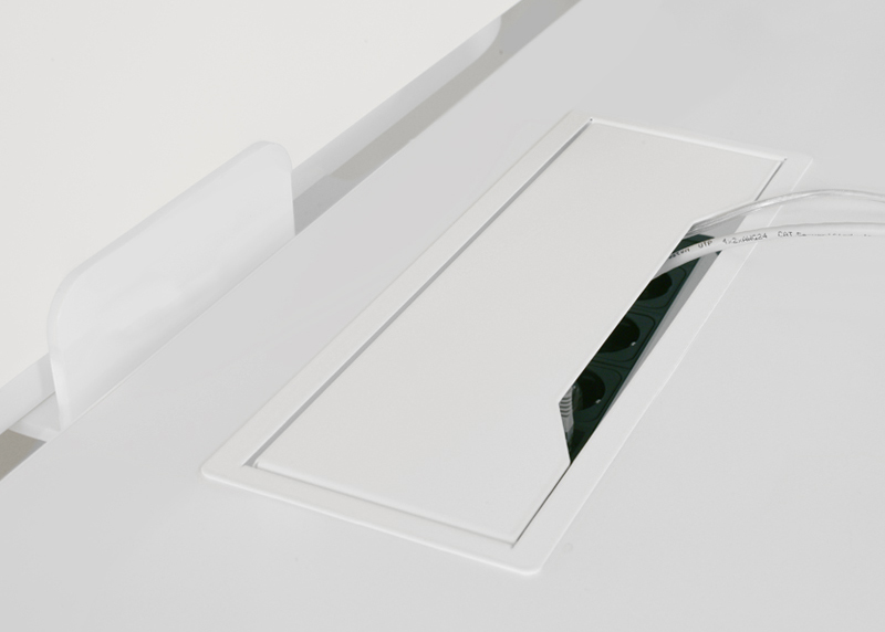 Nova Wood Melamine D31.5" Office Single Desk w/Grommet
